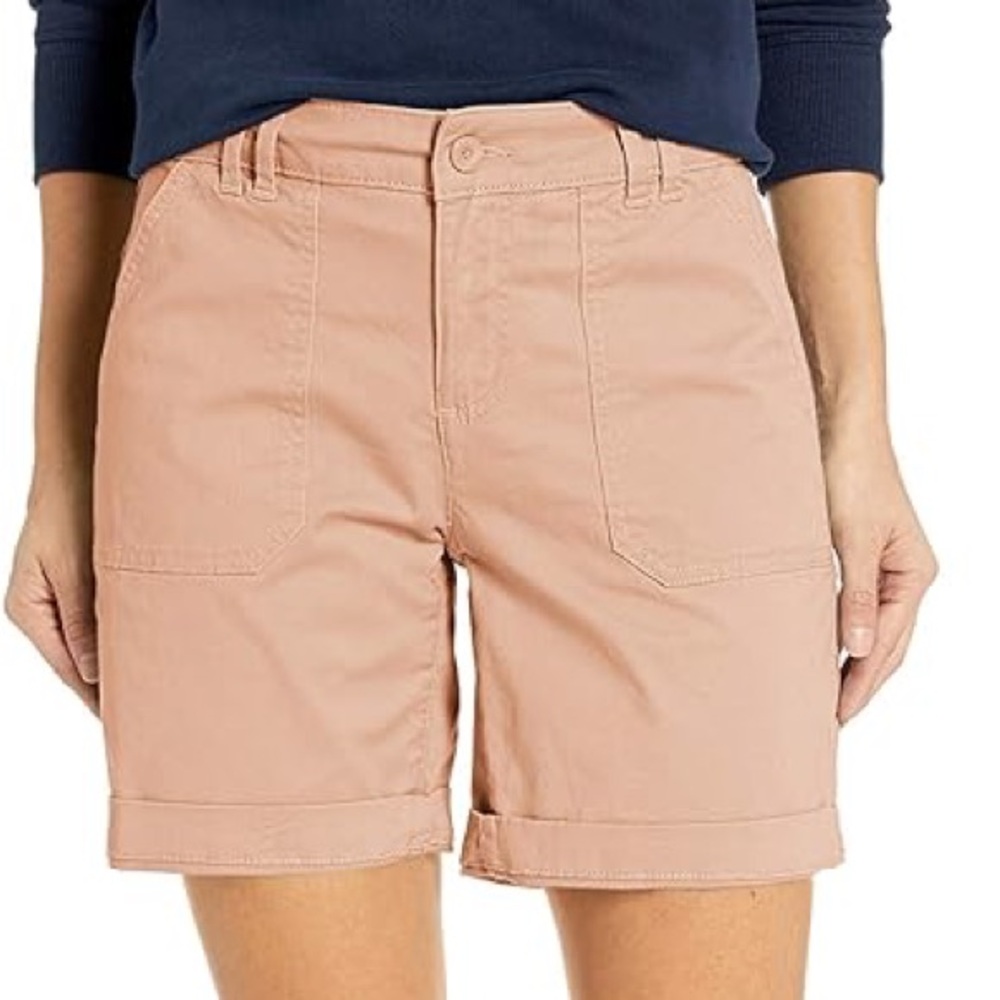Lee Mid Rise Regular Fit Utility Chino Pink Sand Short. Size 14
